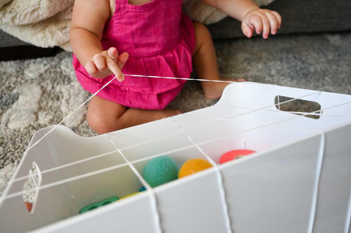 Rubber Band Toy Grab
