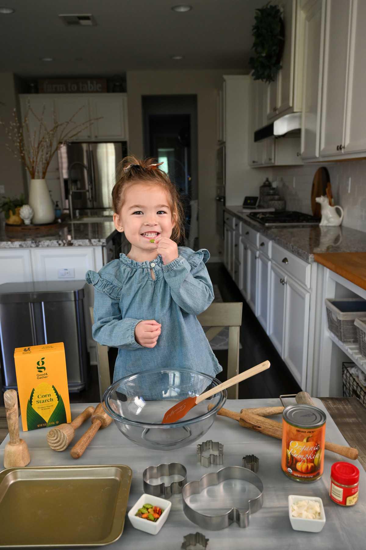 Edible Pumpkin Spice Play Dough