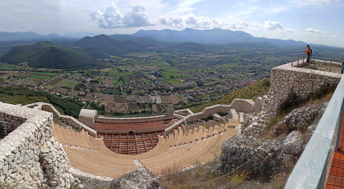 THE OLD “CAMPANIA FELIX” FARMS TOUR