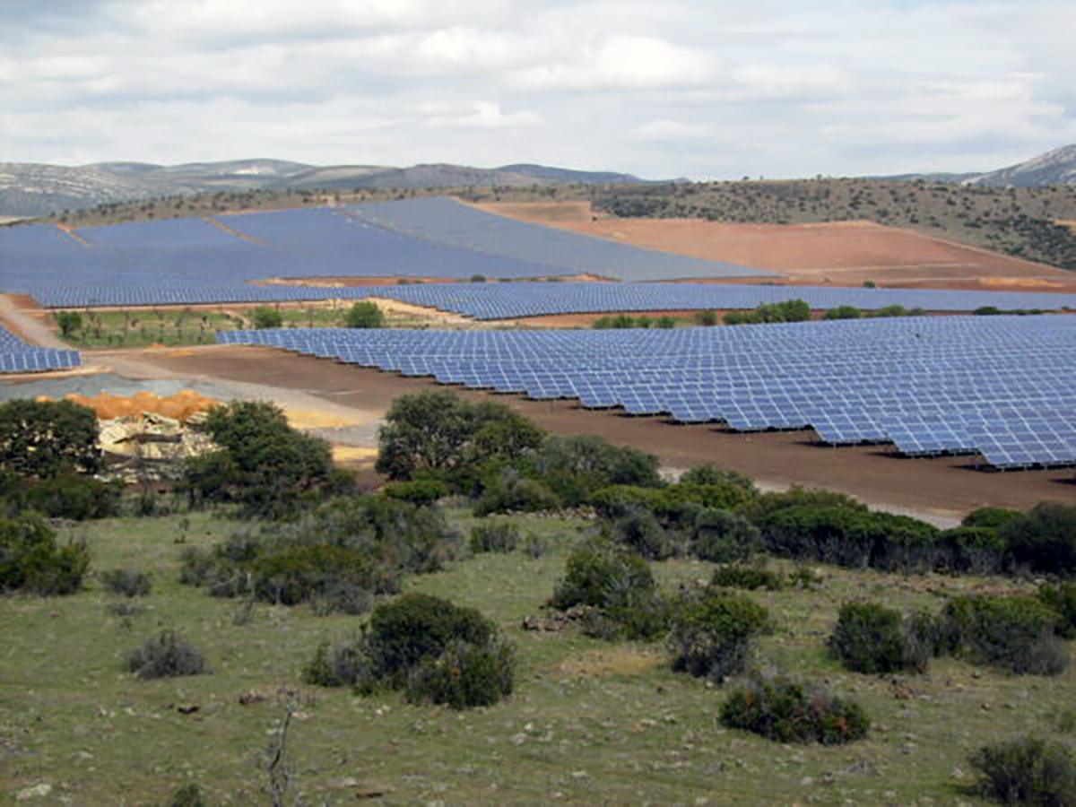 COMENZADAS LAS OBRAS DE LA PLANTA SOLAR "BOLARQUE" COMENZADAS LAS OBRAS DE LA PLANTA SOLAR "BOLARQUE"