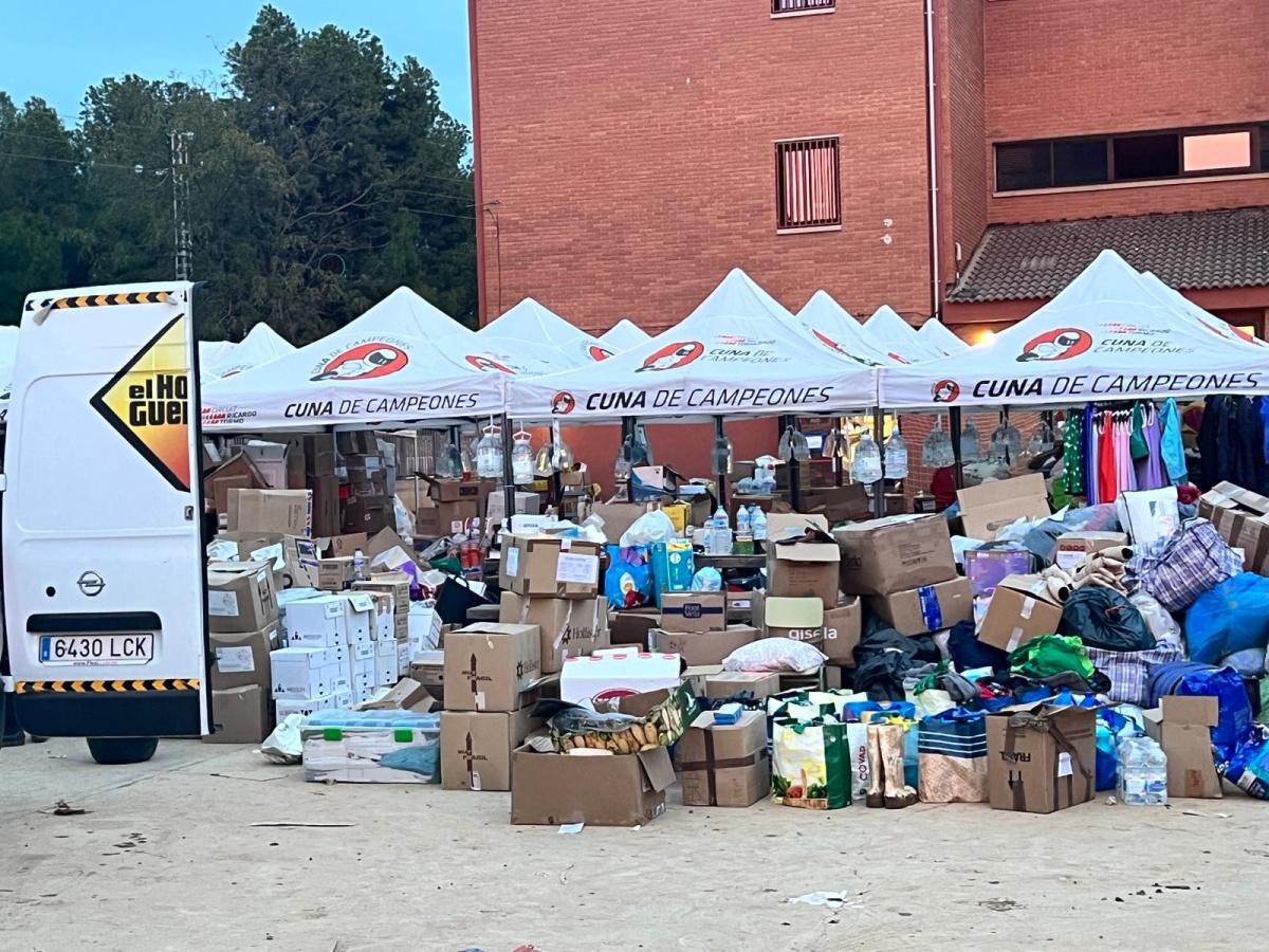 ENTREGADA LA AYUDA HUMANITARIA RECOGIDA ESTA SEMANA ENTREGADA LA AYUDA HUMANITARIA RECOGIDA ESTA SEMANA