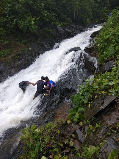 Saleli spring & Waterfall