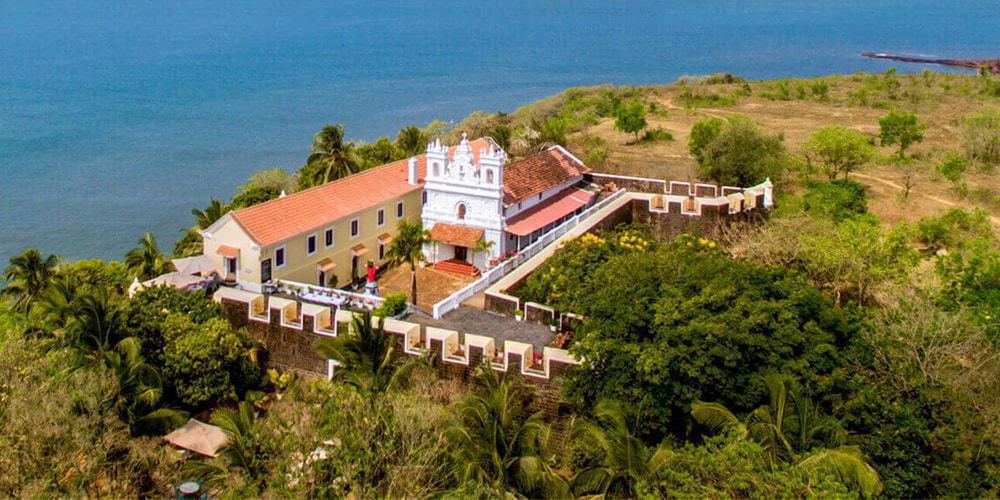 Fort Tiracol 
