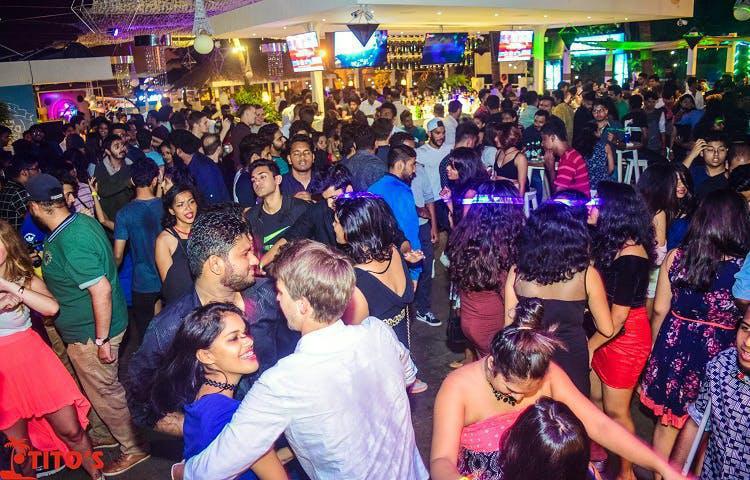 Titos Bar & Restaurant