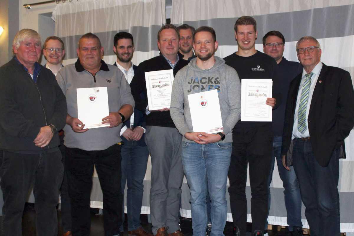 Christian Albers, Florian Buß und Martin Kock Schiedsrichter des Jahres 2023 Christian Albers, Florian Buß und Martin Kock Schiedsrichter des Jahres 2023