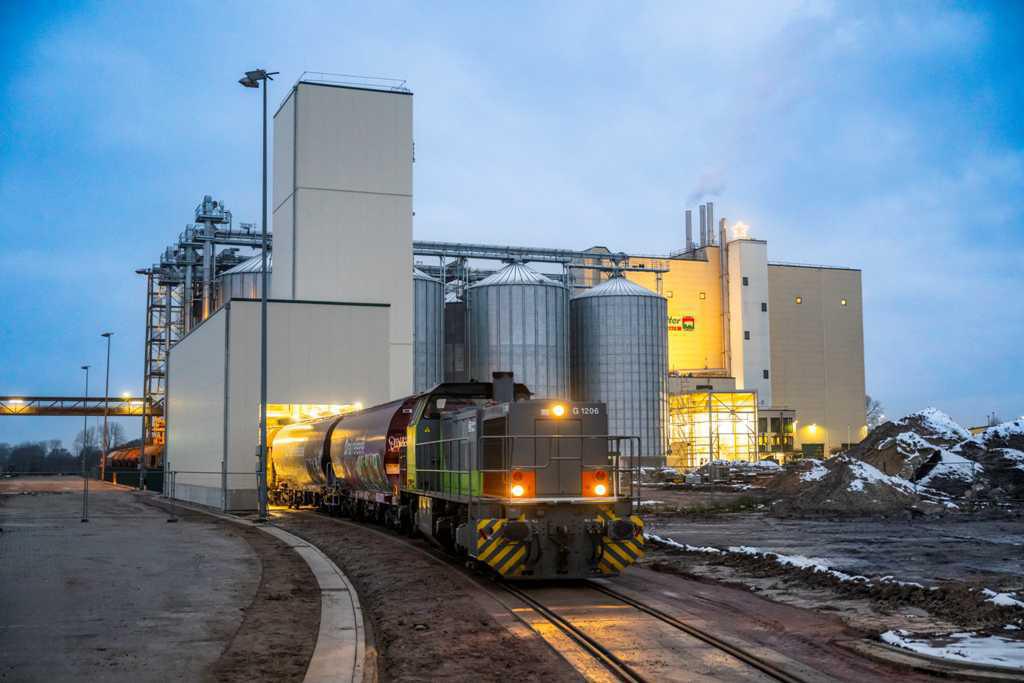 Kraftfutterwerk: Anlieferung nun auch per Zug Kraftfutterwerk: Anlieferung nun auch per Zug