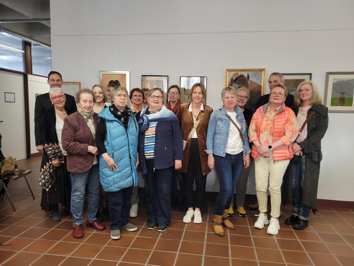 Meisterinnen am Pinsel: Malerische Meisterwerke im Harener Rathaus enthüllt