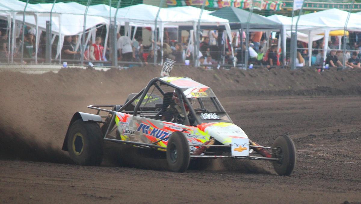 Bahnrekord beim Internationalen Auto-Cross-Rennen in Rütenbrock Bahnrekord beim Internationalen Auto-Cross-Rennen in Rütenbrock