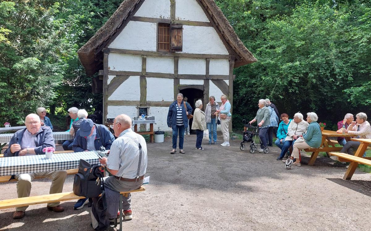 Hartes Leben für Heuerleute - Seniorenvereinigung im Museumsdorf