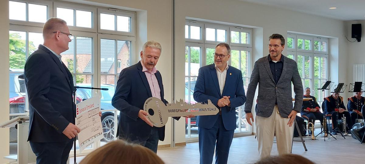 Eingeweiht: das neue Dorfgemeinschaftshaus in Rühle Eingeweiht: das neue Dorfgemeinschaftshaus in Rühle