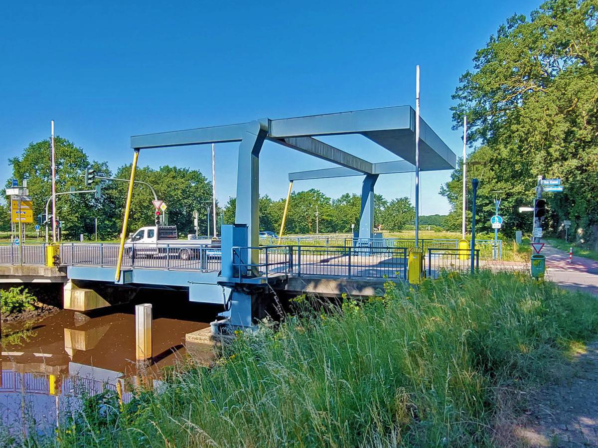 Große Klappe und viel dahinter: Brücken über den Haren-Rütenbrock-Kanal Große Klappe und viel dahinter: Brücken über den Haren-Rütenbrock-Kanal