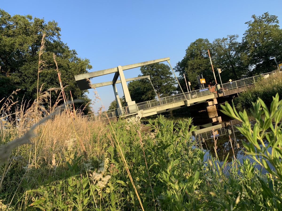 Große Klappe und viel dahinter: Brücken über den Haren-Rütenbrock-Kanal Große Klappe und viel dahinter: Brücken über den Haren-Rütenbrock-Kanal