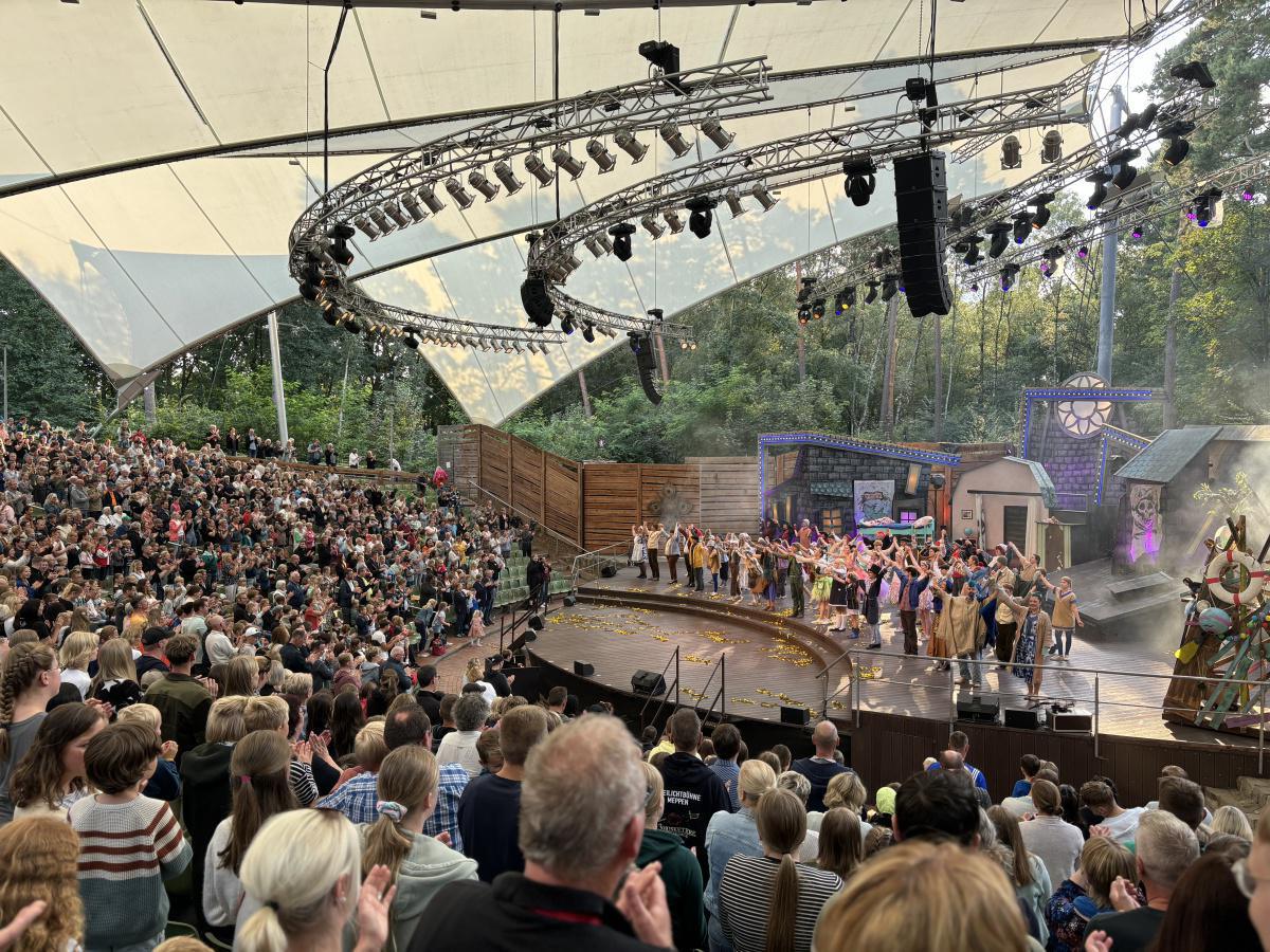 Umjubelte Dernieren auf der Freilichtbühne Meppen: Vorfreude auf das Jubiläumsjahr 2025 Umjubelte Dernieren auf der Freilichtbühne Meppen: Vorfreude auf das Jubiläumsjahr 2025