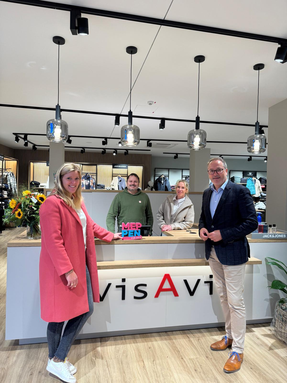 Vis-A-Vis eröffnet Store in der Rathauspassage Vis-A-Vis eröffnet Store in der Rathauspassage