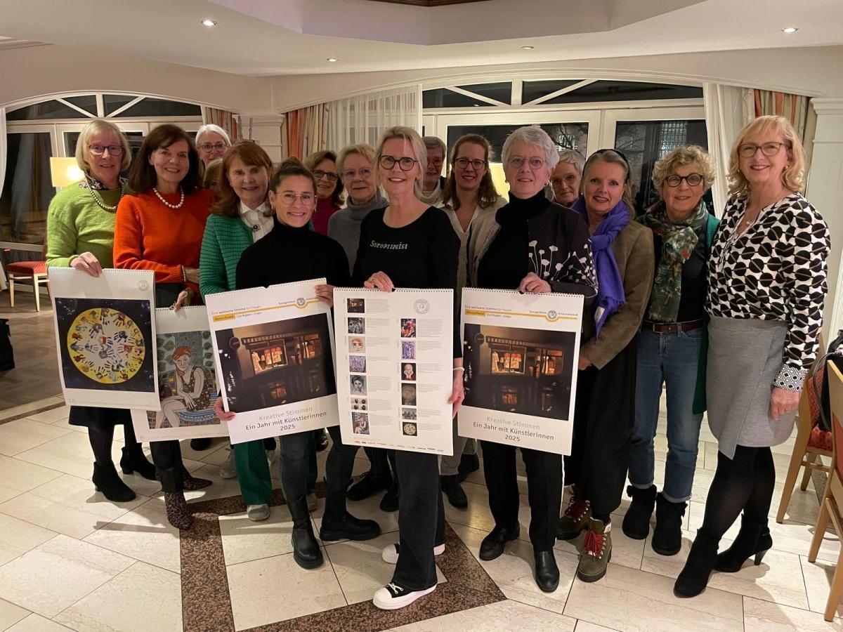 Soroptimistinnen bieten Kunstkalender für 2025 an Soroptimistinnen bieten Kunstkalender für 2025 an