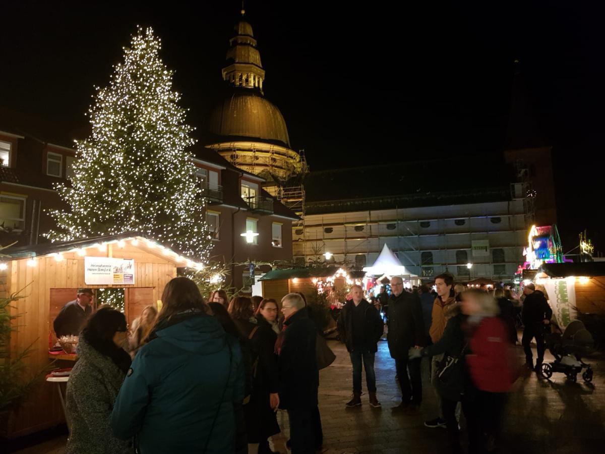 Wieder Weihnachtsmarkt auf dem Martinusplatz Wieder Weihnachtsmarkt auf dem Martinusplatz