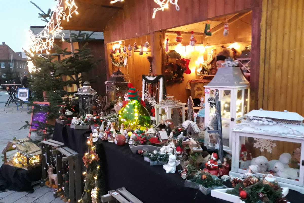 Wieder Weihnachtsmarkt auf dem Martinusplatz Wieder Weihnachtsmarkt auf dem Martinusplatz