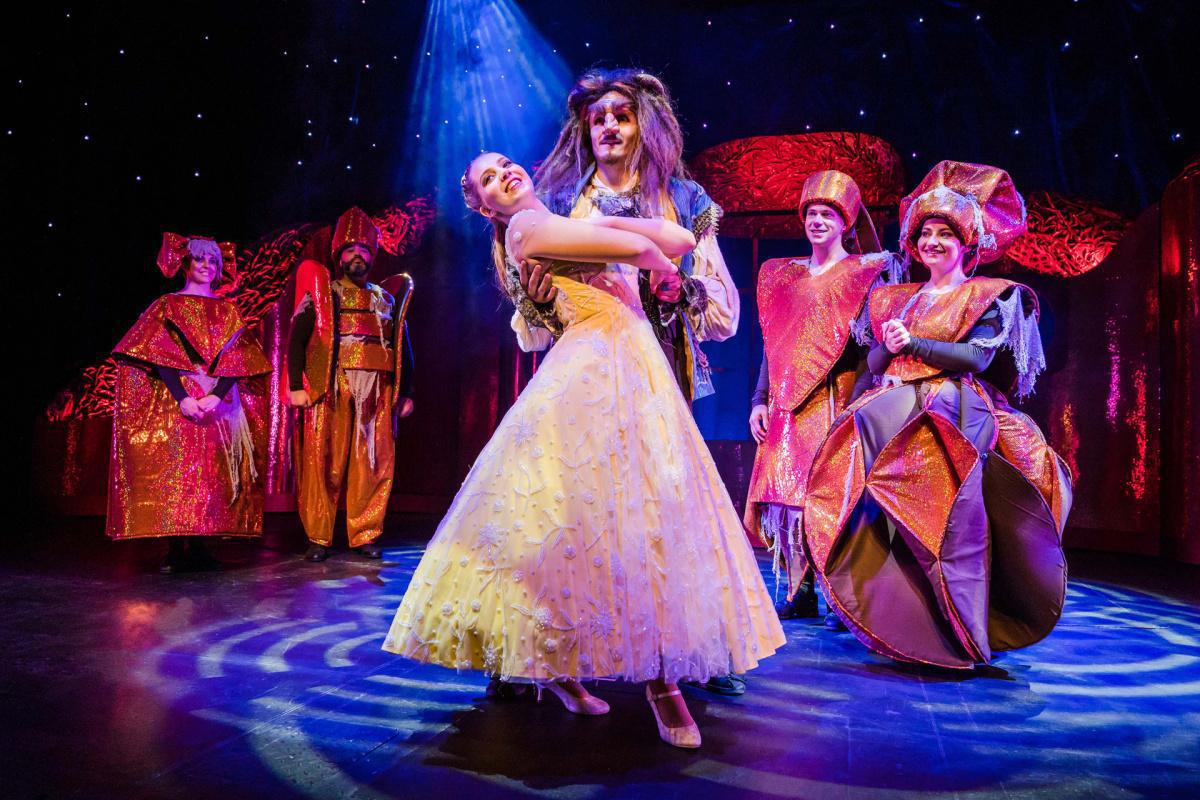 Im Theater Meppen: „Die Schöne und das Biest“ Im Theater Meppen: „Die Schöne und das Biest“