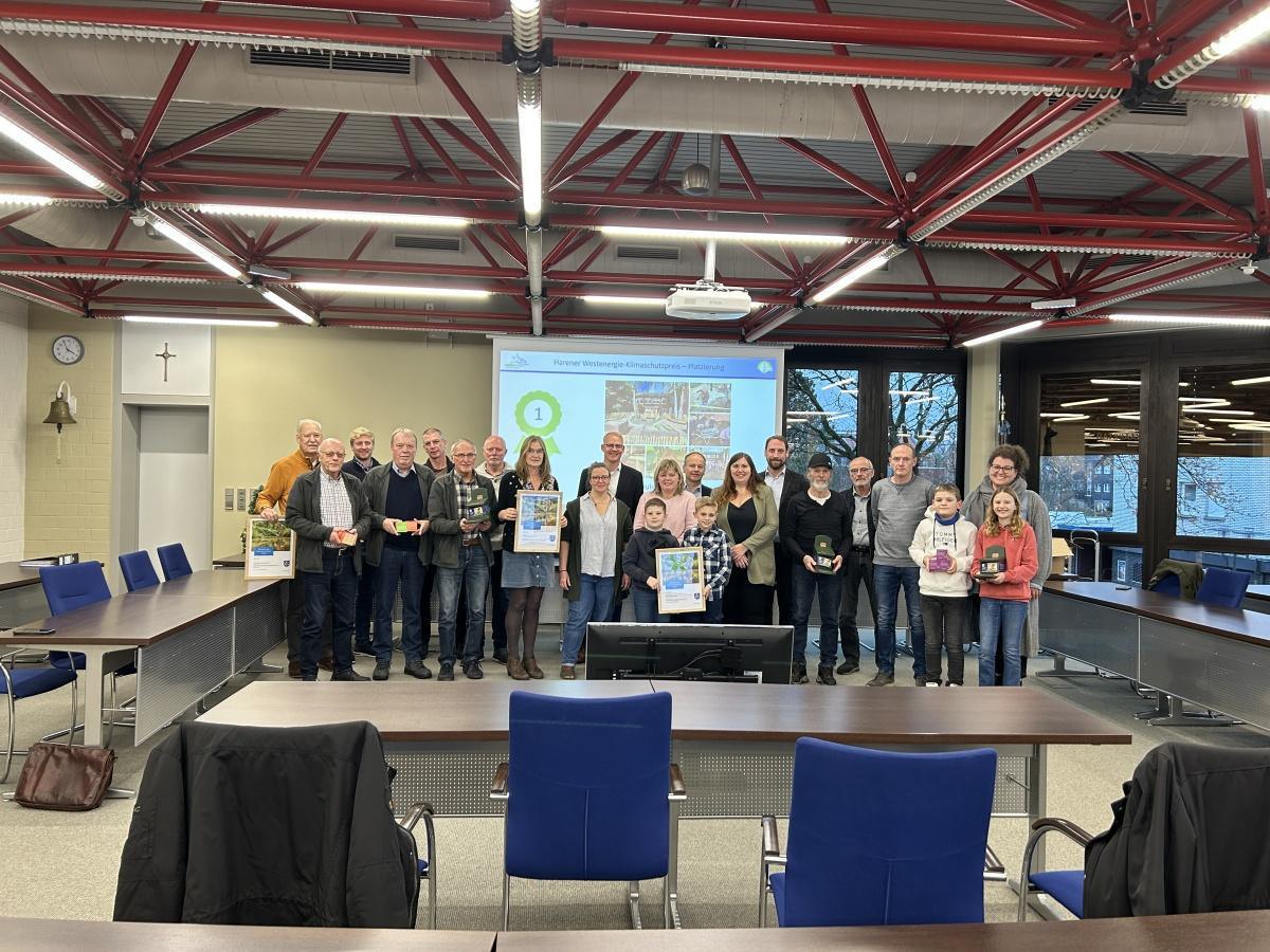 Das Schulgartenprojekt der Michaelschule in Tinnen gewinnt Klimaschutzpreis Das Schulgartenprojekt der Michaelschule in Tinnen gewinnt Klimaschutzpreis