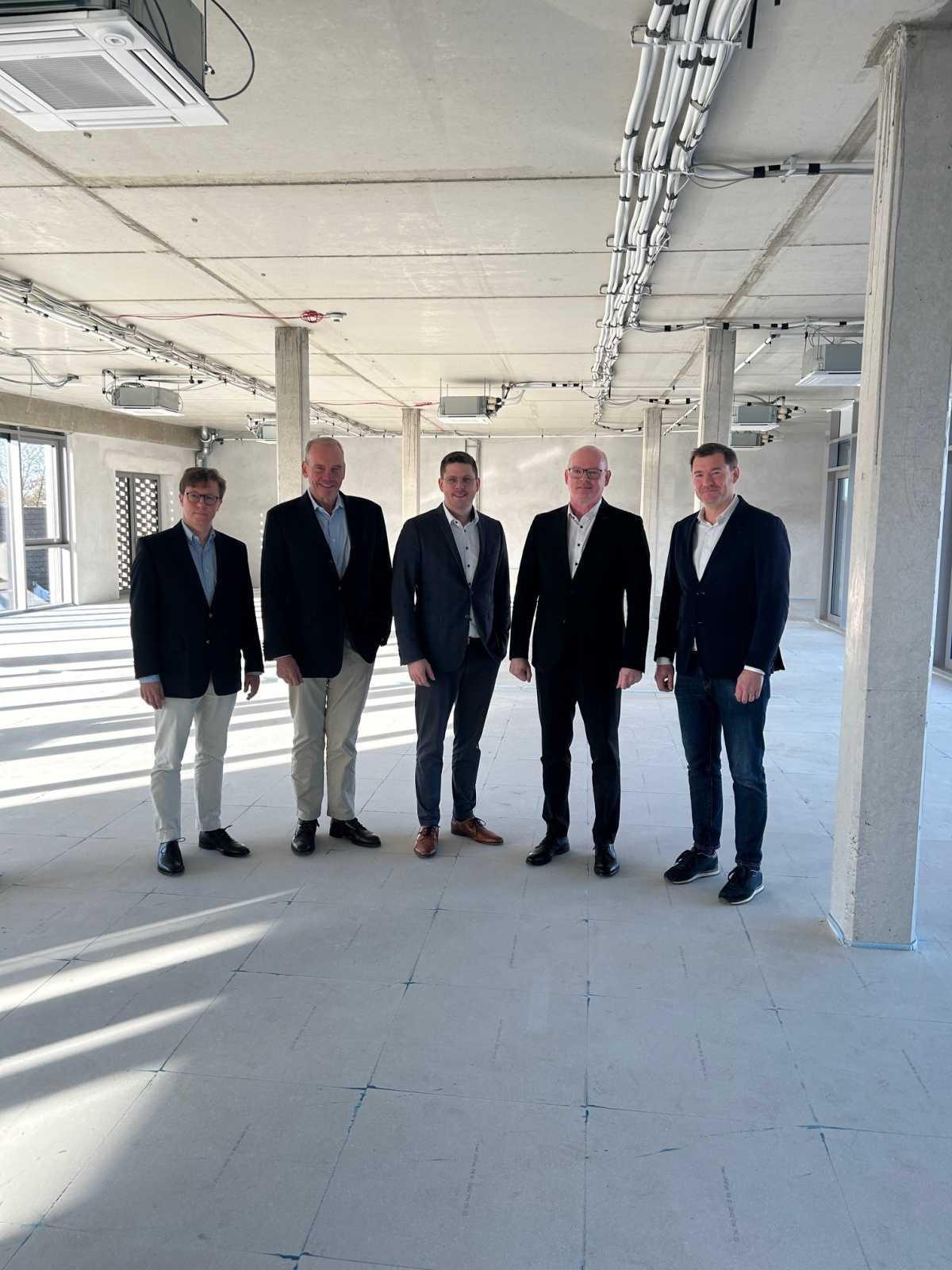 Im Neubau der EVB in Haren: Neue Praxis für Mund-, Kiefer- und Gesichtschirurgie Im Neubau der EVB in Haren: Neue Praxis für Mund-, Kiefer- und Gesichtschirurgie