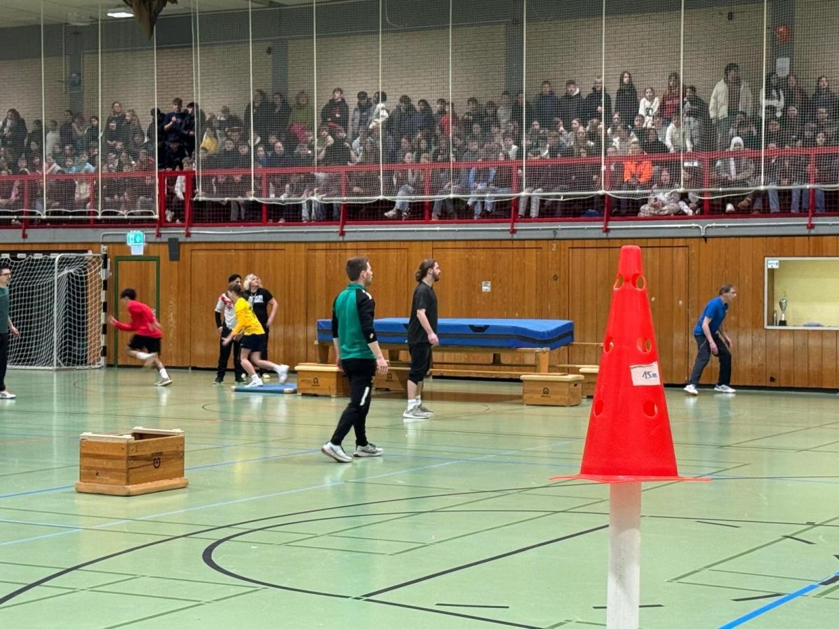 Sportliche Höchstleistungen und Auszeichnung: Weihnachtsturniere an der Martinus-Oberschule Haren erfolgreich umgesetzt Sportliche Höchstleistungen und Auszeichnung: Weihnachtsturniere an der Martinus-Oberschule Haren erfolgreich umgesetzt
