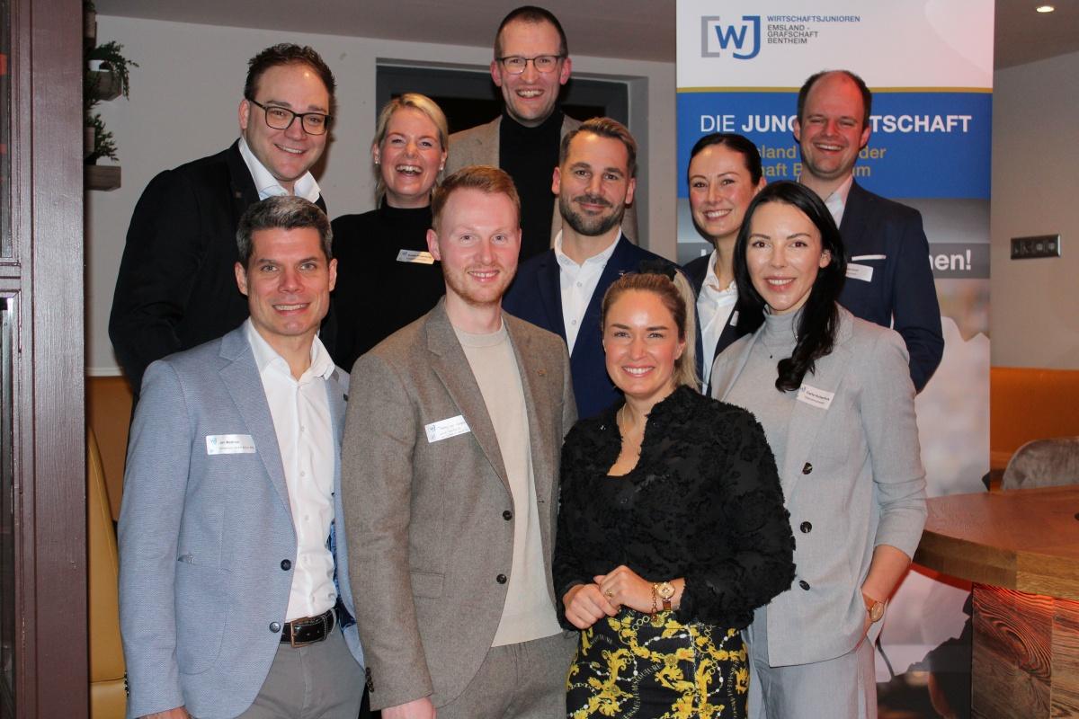 Wirtschaftsjunioren Emsland - Grafschaft Bentheim wählen neuen Vorstand Wirtschaftsjunioren Emsland - Grafschaft Bentheim wählen neuen Vorstand