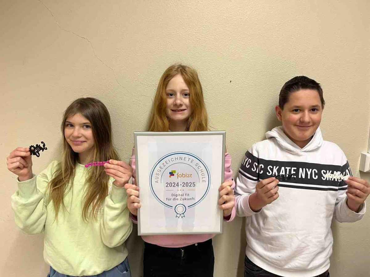 Martinus-Oberschule Haren für besonderes Engagement ausgezeichnet Martinus-Oberschule Haren für besonderes Engagement ausgezeichnet