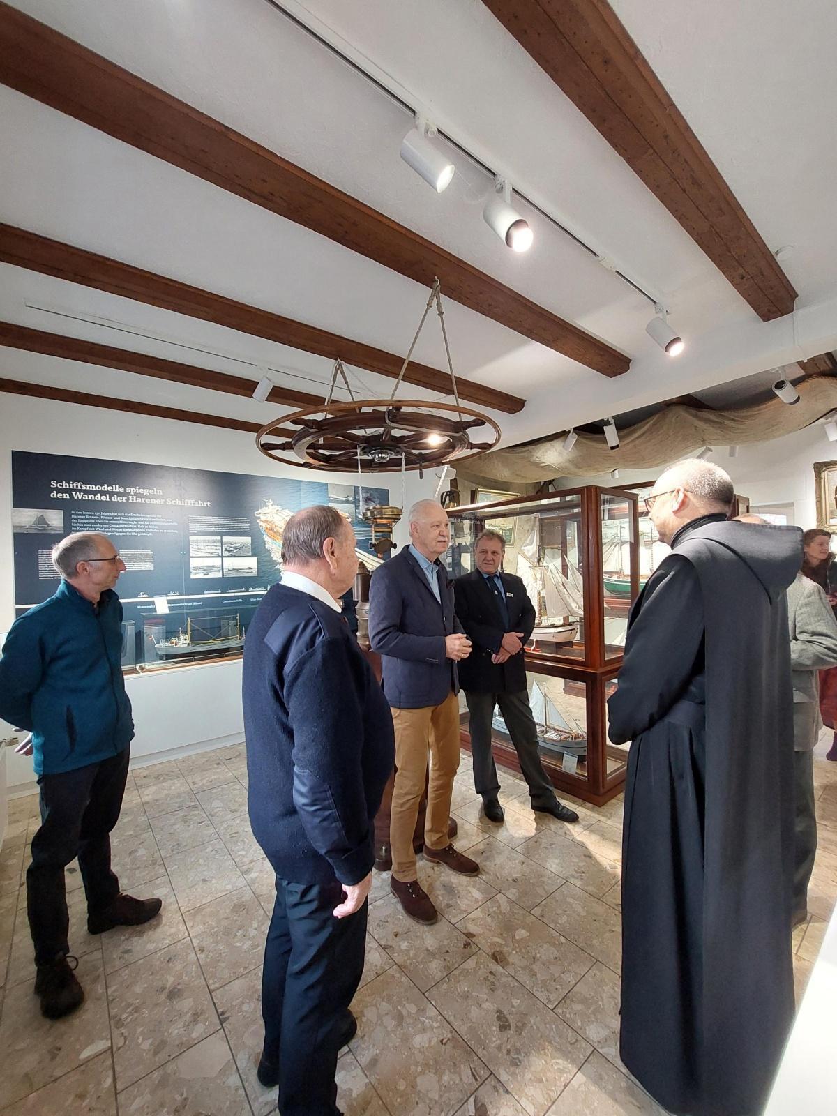 Bischof Dominicus Meier besucht Schifffahrtsmuseum Haren Bischof Dominicus Meier besucht Schifffahrtsmuseum Haren