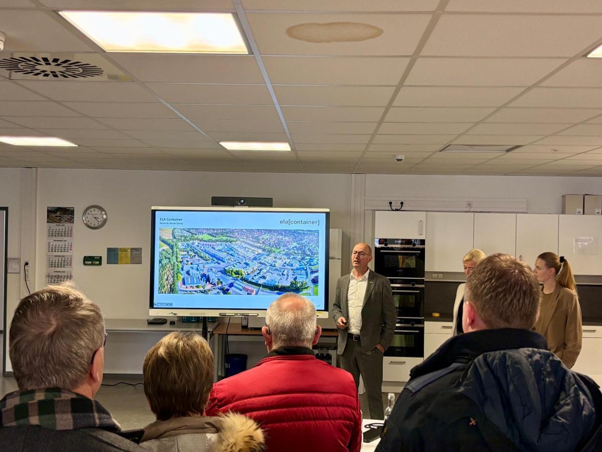 ELA Container empfängt Stadtrat Haren in der Produktion am Eurohafen ELA Container empfängt Stadtrat Haren in der Produktion am Eurohafen