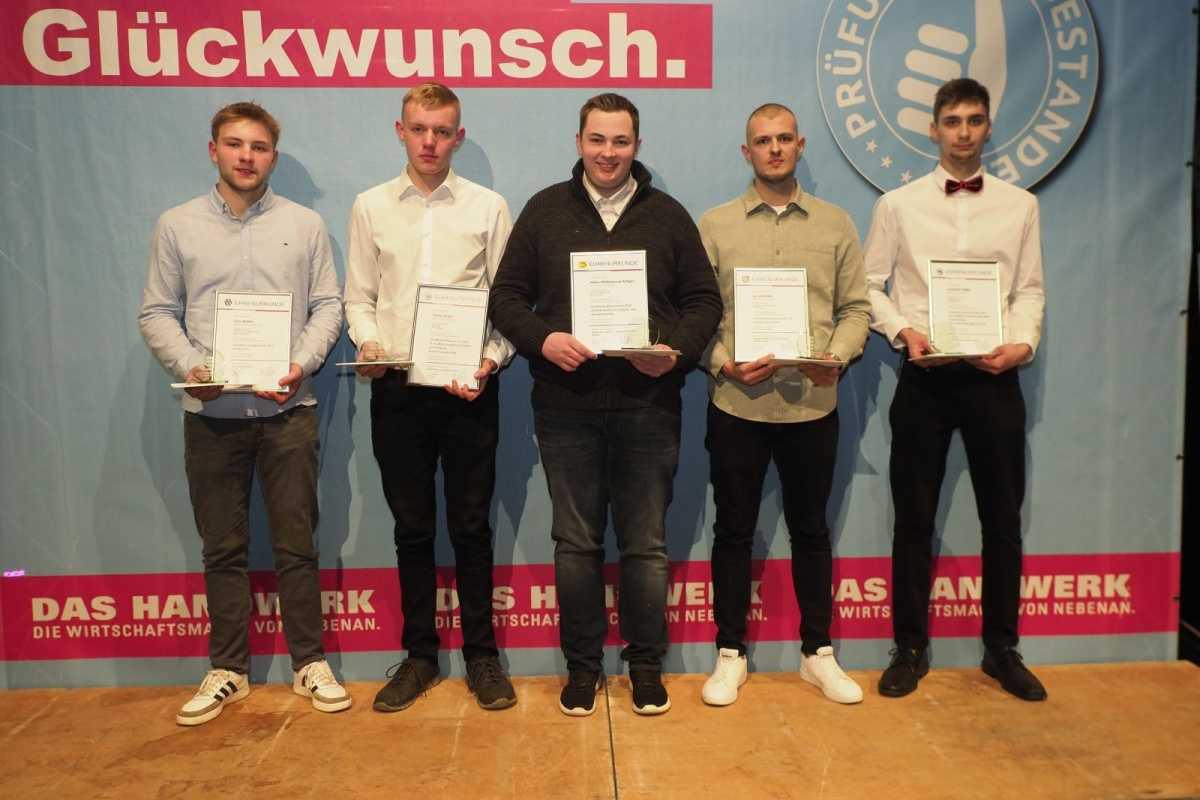 Lossprechung in Meppen: 95 neue Handwerker mit Abschluß Lossprechung in Meppen: 95 neue Handwerker mit Abschluß