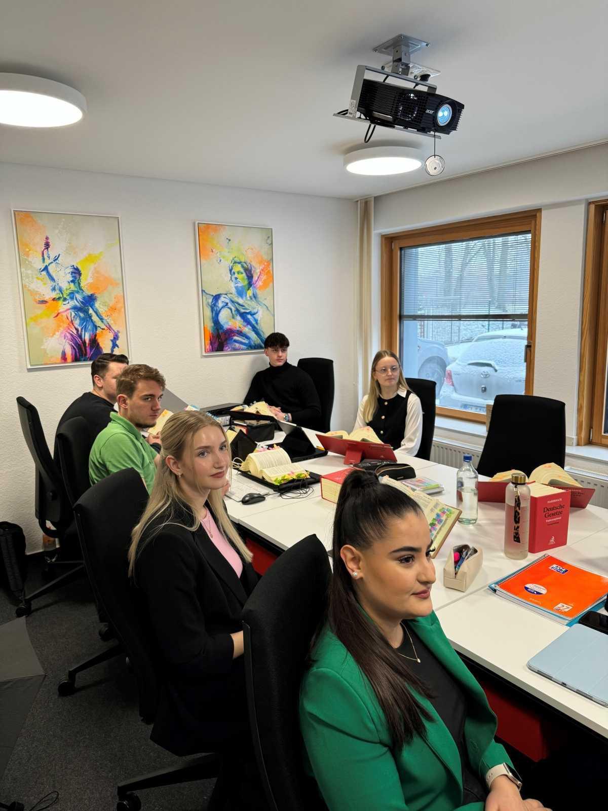 Neuer Lehrgangsstandort für die Justizfachwirtausbildung in Meppen Neuer Lehrgangsstandort für die Justizfachwirtausbildung in Meppen