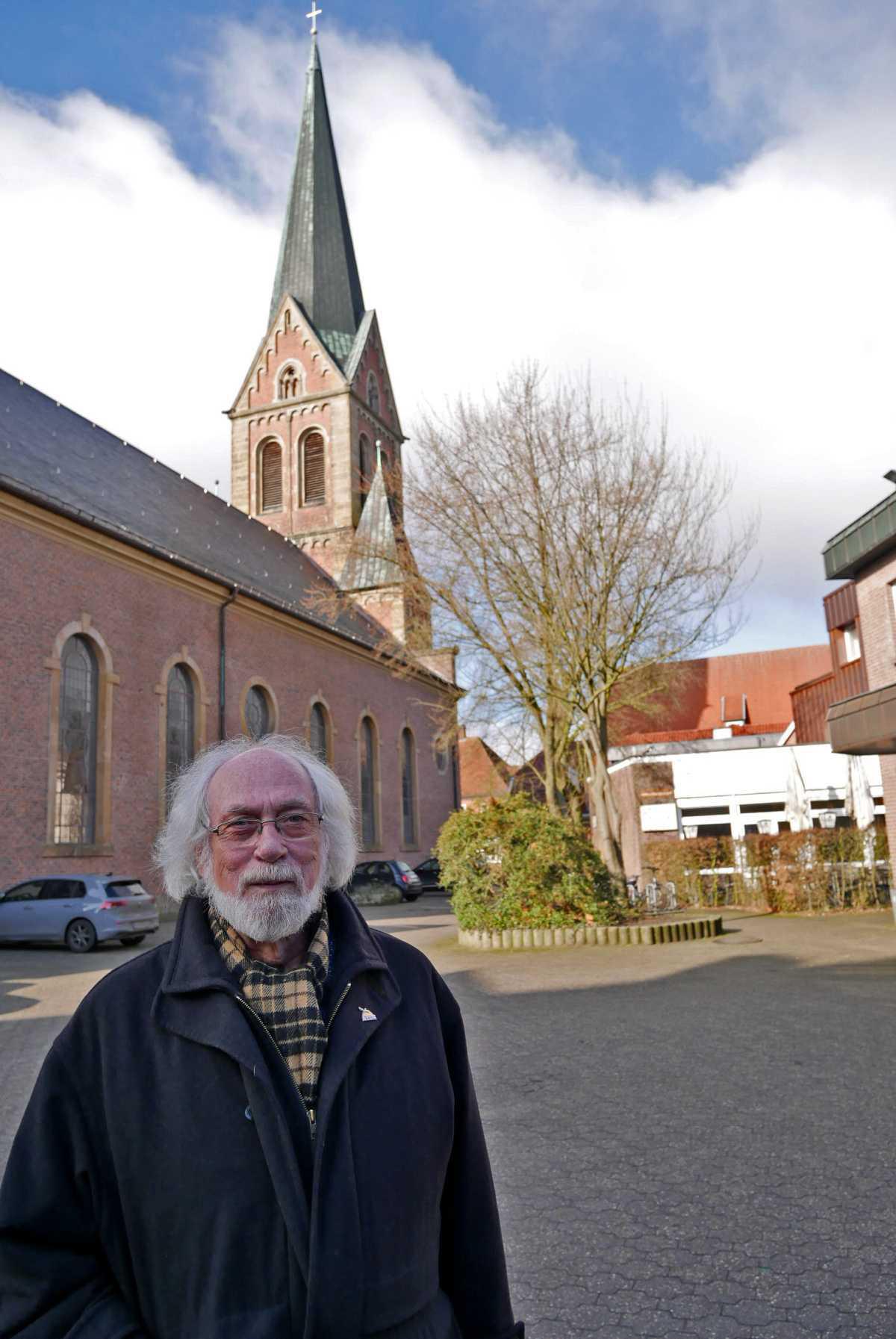 Ein Blick in und aus dem Turm von St. Bonifatius Ein Blick in und aus dem Turm von St. Bonifatius
