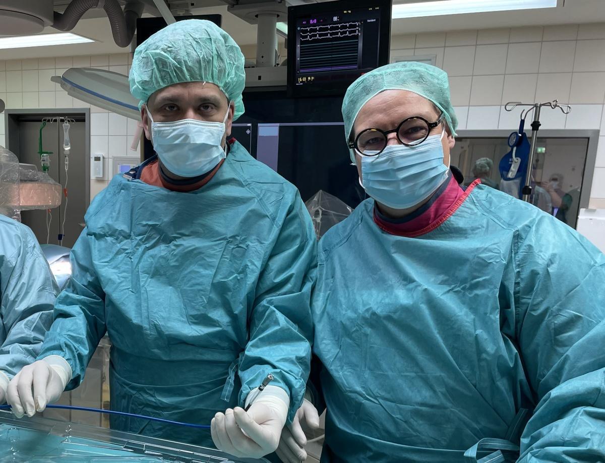 Bonifatius Hospital Lingen führt weltweit kleinsten Herzschrittmacher ein Bonifatius Hospital Lingen führt weltweit kleinsten Herzschrittmacher ein