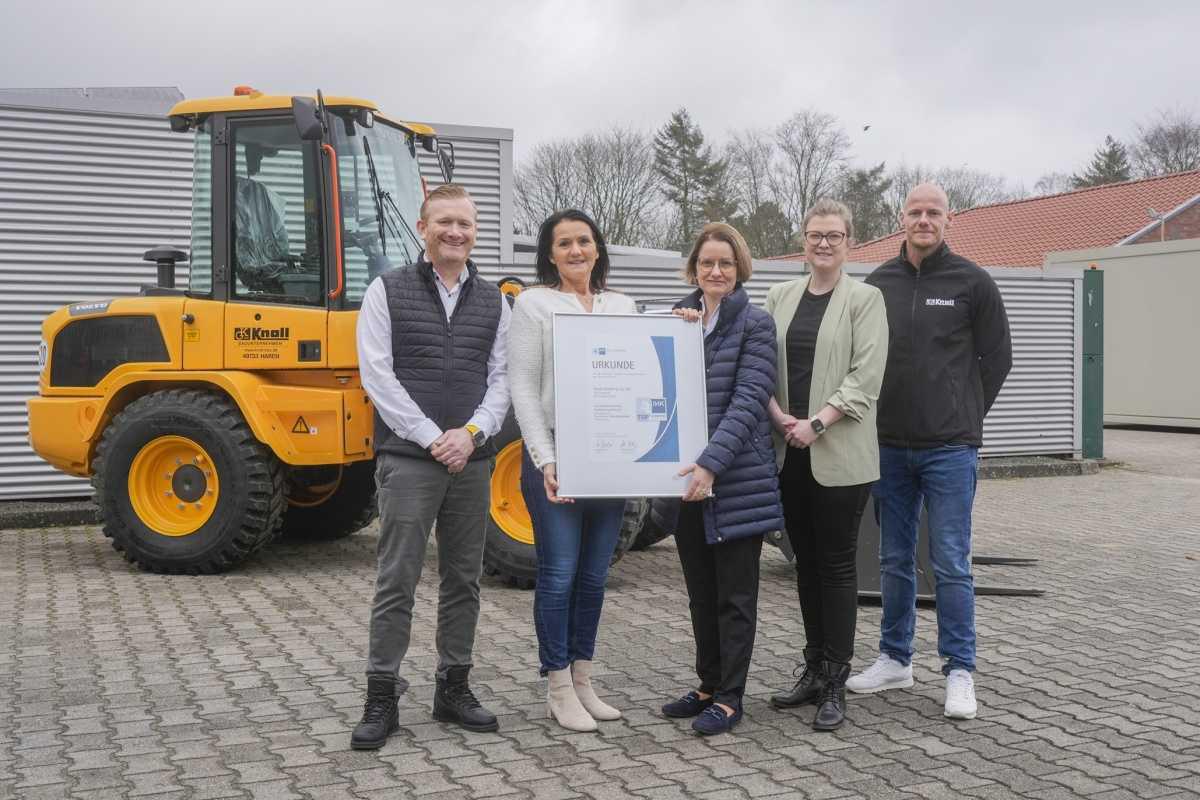 Dritte Auszeichnung für hervorragende Förderung junger Talente Dritte Auszeichnung für hervorragende Förderung junger Talente