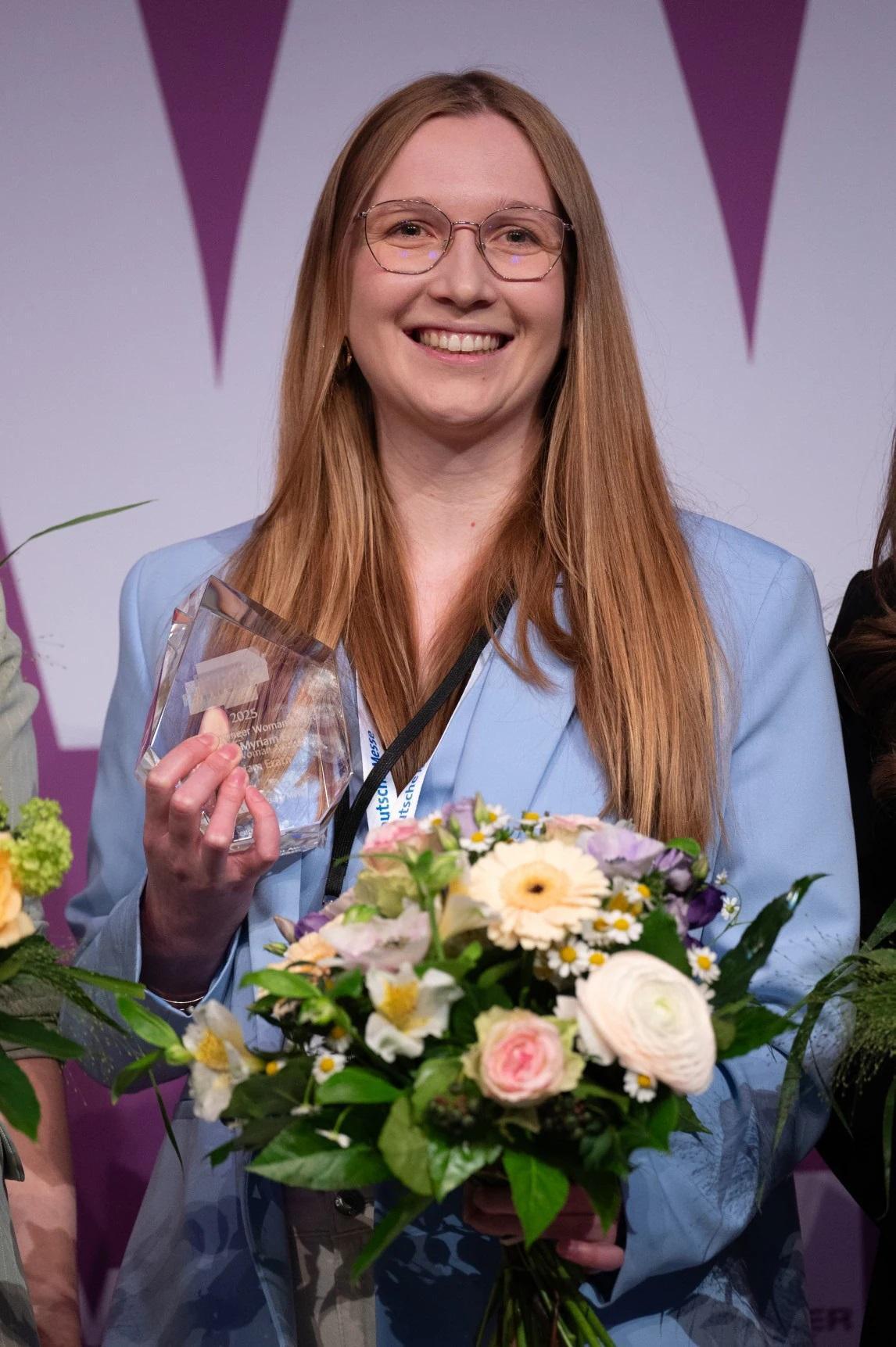 Lingener Gründerin Myriam Erath erhält Young Engineer Woman Award 2025 Lingener Gründerin Myriam Erath erhält Young Engineer Woman Award 2025