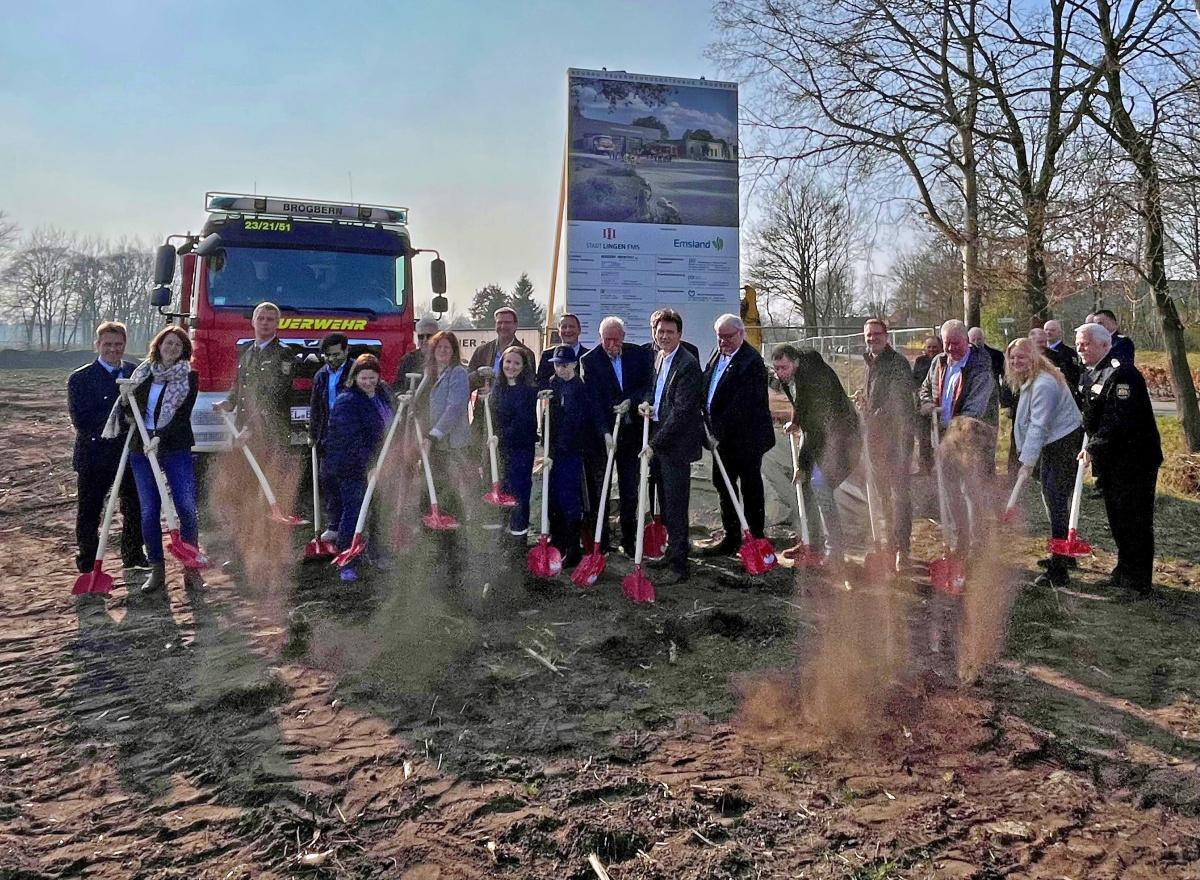 Spatenstich für neues Feuerwehrgerätehaus in Brögbern: Ein wichtiger Schritt für die Sicherheit der Gemeinde 