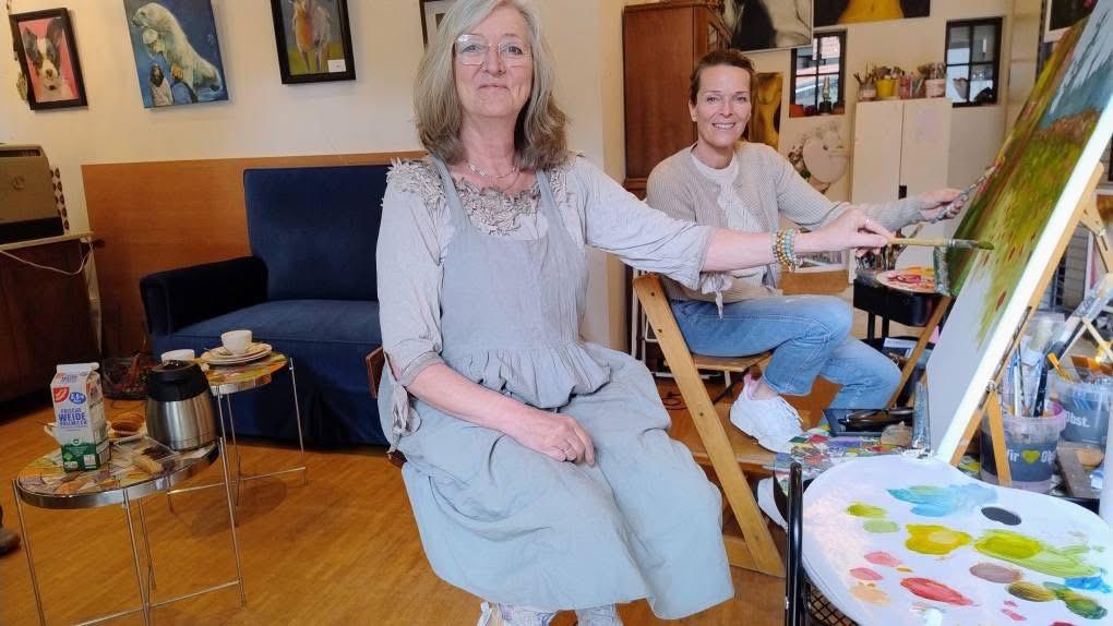 Zwei Künstlerinnen stellen in Schwefingen aus Zwei Künstlerinnen stellen in Schwefingen aus