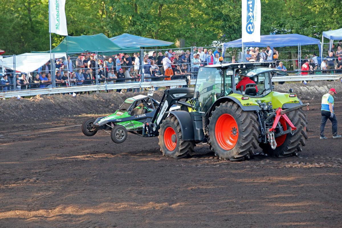 Pfingstrennen des MSC: Tolle Atmosphäre und spannende Rennaction am Sonntag erwartet Pfingstrennen des MSC: Tolle Atmosphäre und spannende Rennaction am Sonntag erwartet