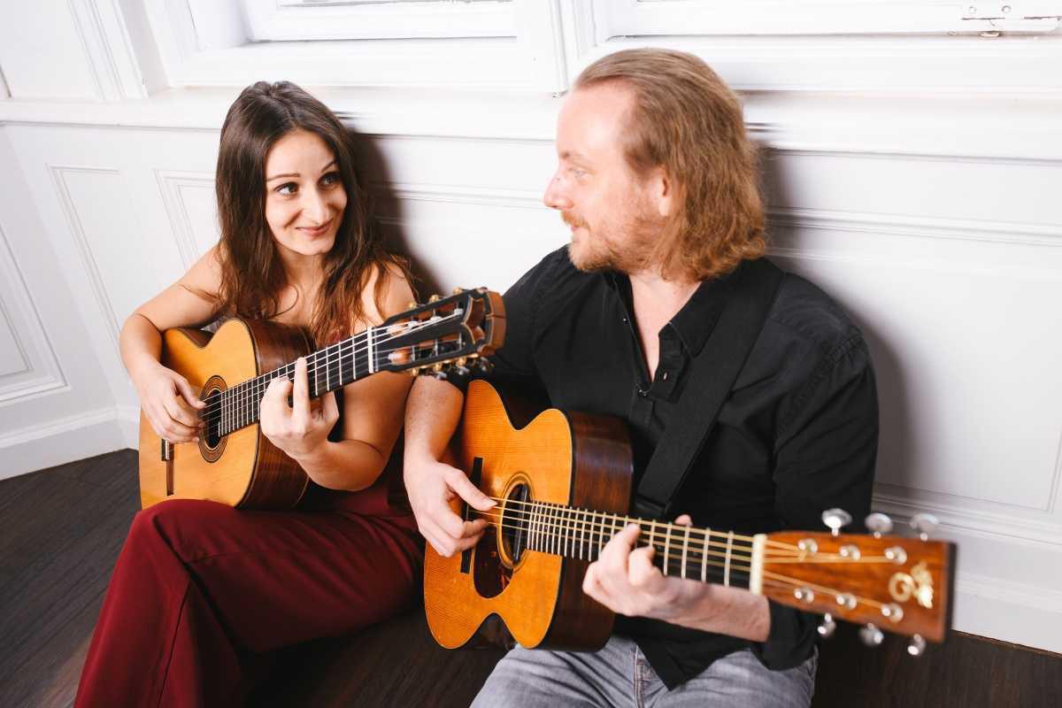 Crossover-Duo „Crossing Strings“ live in der Emsphilharmonie Lingen am 28. Juni 2025