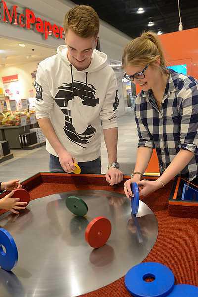 ForscheFuchs: Die Erlebnis-Ausstellung vom 19. Juni bis 20. Juli ForscheFuchs: Die Erlebnis-Ausstellung vom 19. Juni bis 20. Juli