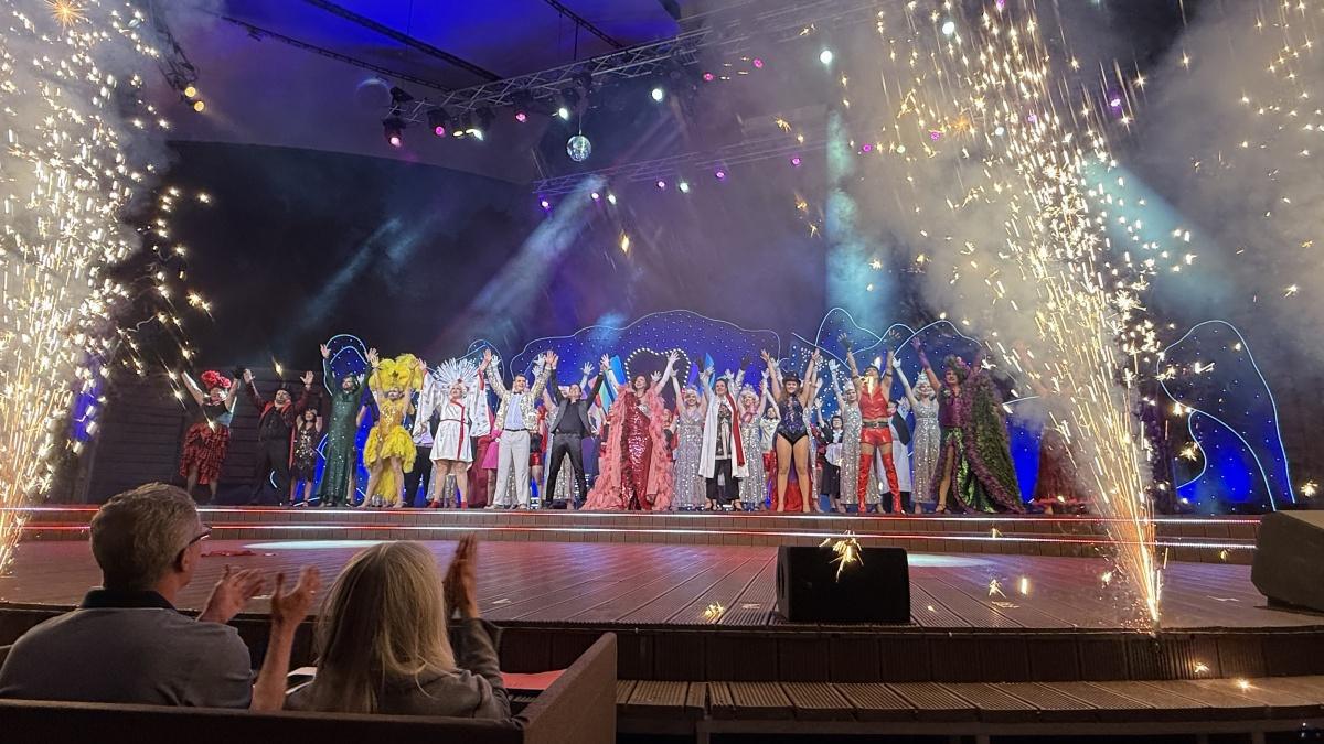 Freilichtbühne Meppen: Gelungene Premiere mit einem Käfig voller Narren Freilichtbühne Meppen: Gelungene Premiere mit einem Käfig voller Narren