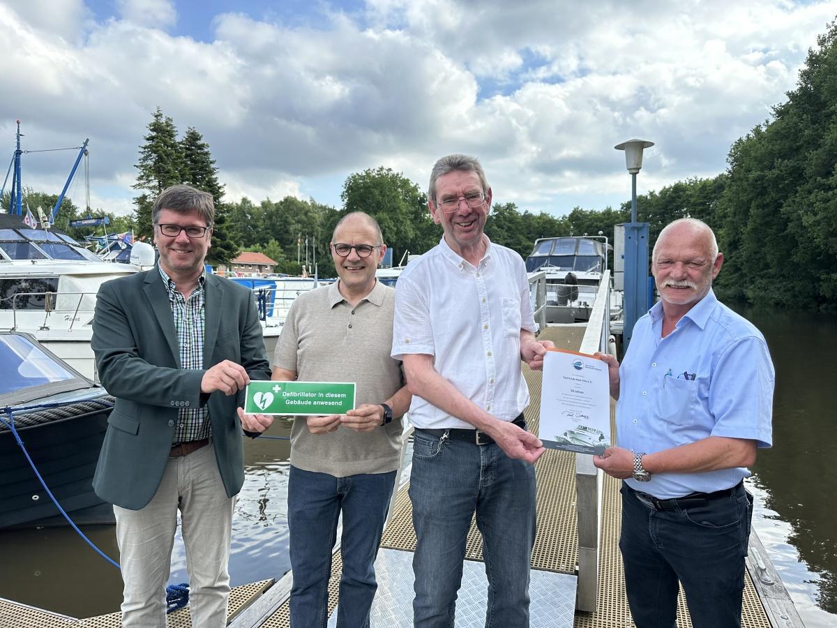 50 Jahre Ausbildungshafen – Defi-Spende durch die Arenberg-Meppen GmbH 50 Jahre Ausbildungshafen – Defi-Spende durch die Arenberg-Meppen GmbH