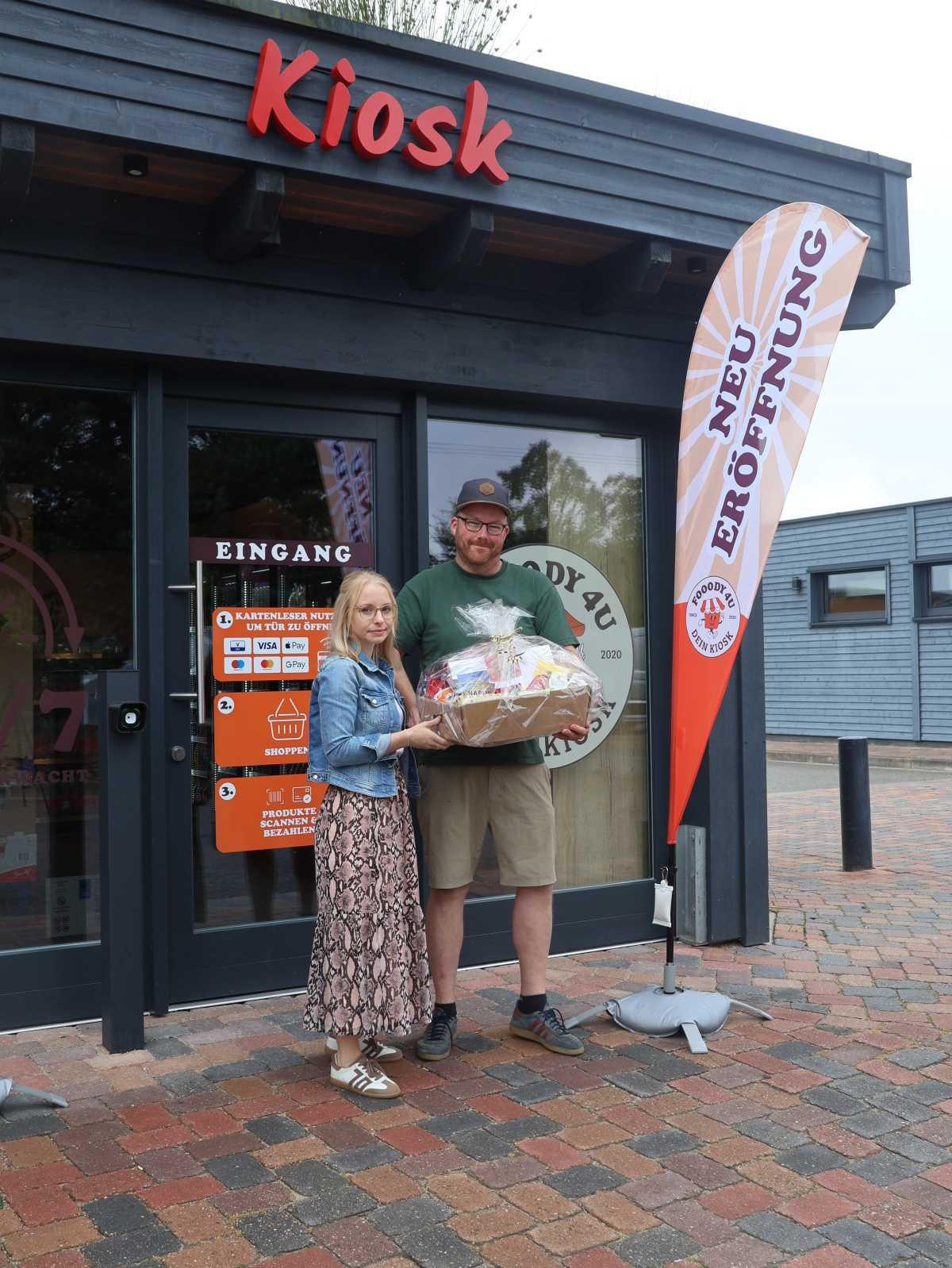 Fooody4u eröffnet neuen 24/7-Kiosk am Emsland-Camp in Haren-Fehndorf Fooody4u eröffnet neuen 24/7-Kiosk am Emsland-Camp in Haren-Fehndorf