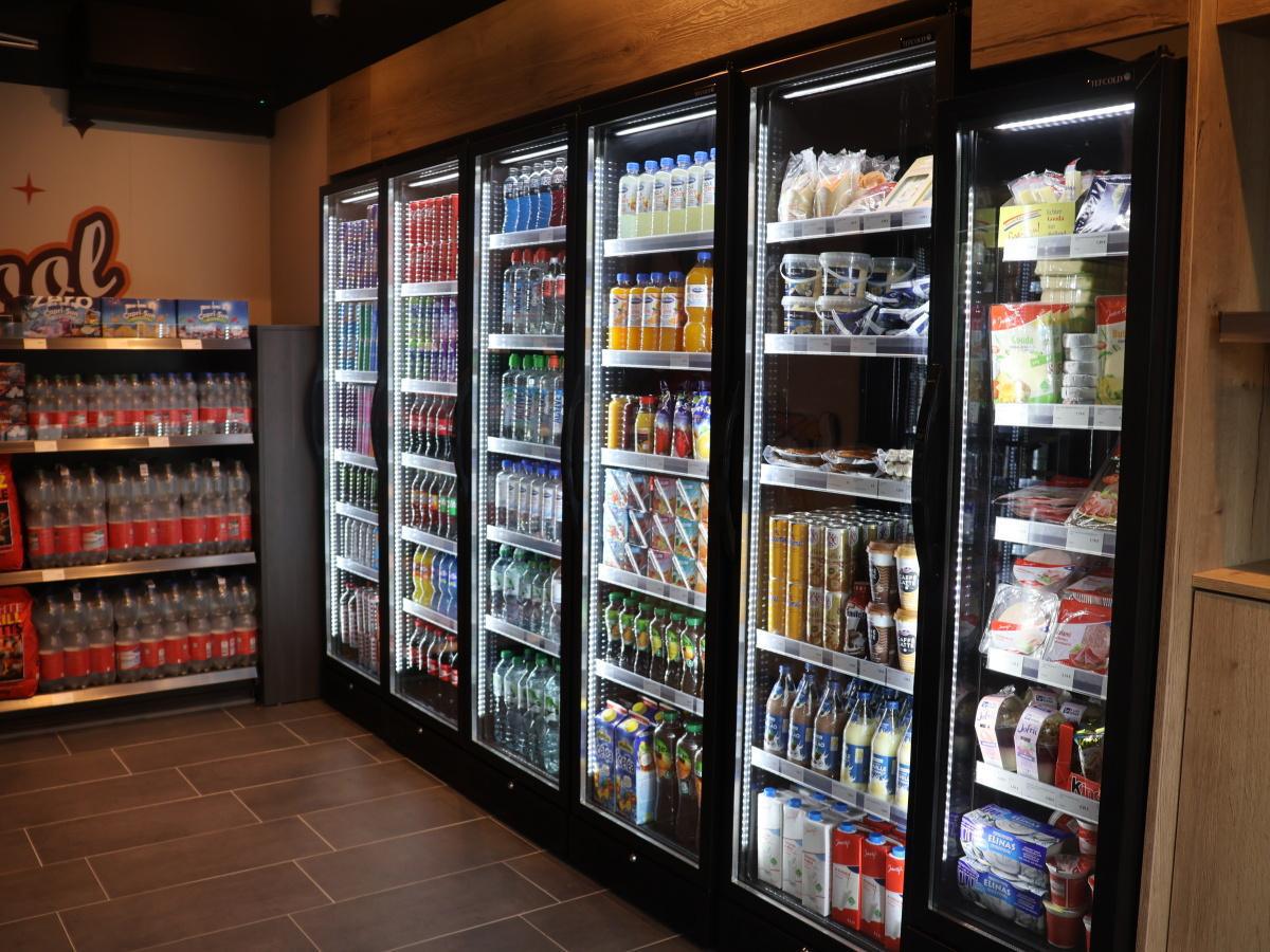 Fooody4u eröffnet neuen 24/7-Kiosk am Emsland-Camp in Haren-Fehndorf Fooody4u eröffnet neuen 24/7-Kiosk am Emsland-Camp in Haren-Fehndorf