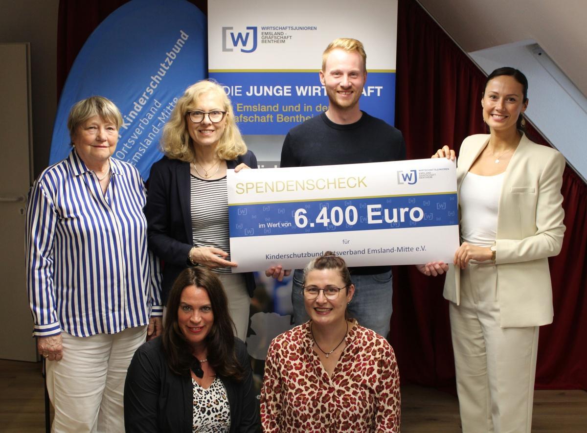 5. Osterspendenlauf der Wirtschaftsjunioren: 6.400 Euro für den Kinderschutzbund Emsland-Mitte 5. Osterspendenlauf der Wirtschaftsjunioren: 6.400 Euro für den Kinderschutzbund Emsland-Mitte