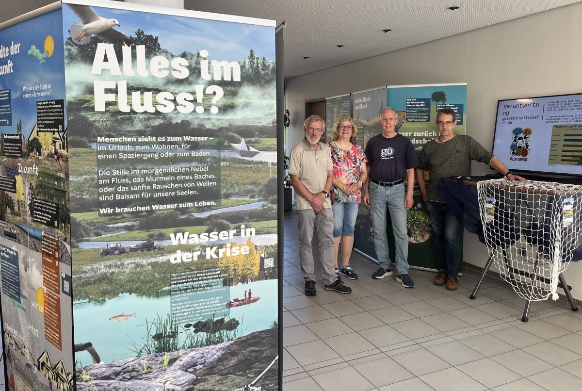 „Alles im Fluss!?“ – Ausstellung zur Wasserkrise im Lingener Rathausfoyer „Alles im Fluss!?“ – Ausstellung zur Wasserkrise im Lingener Rathausfoyer