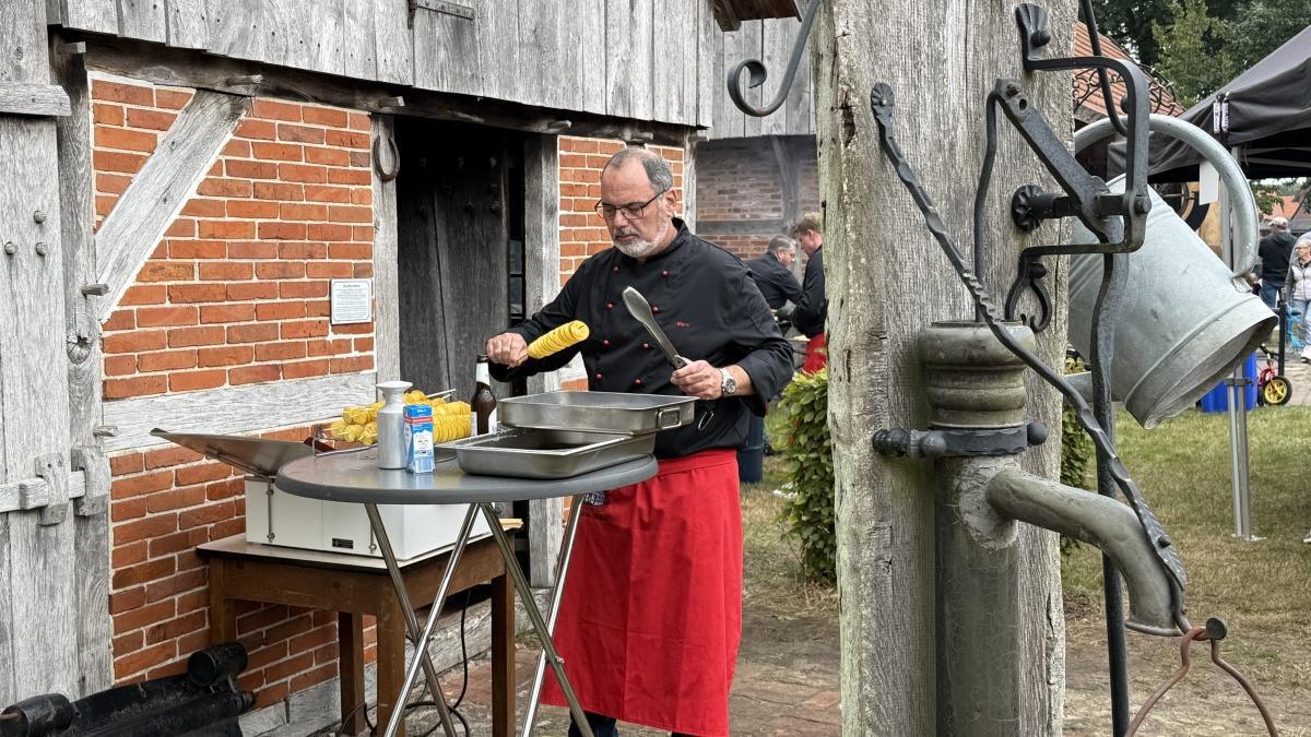 Mit Petrus im Bunde: Wesuwe feierte „die Knolle“