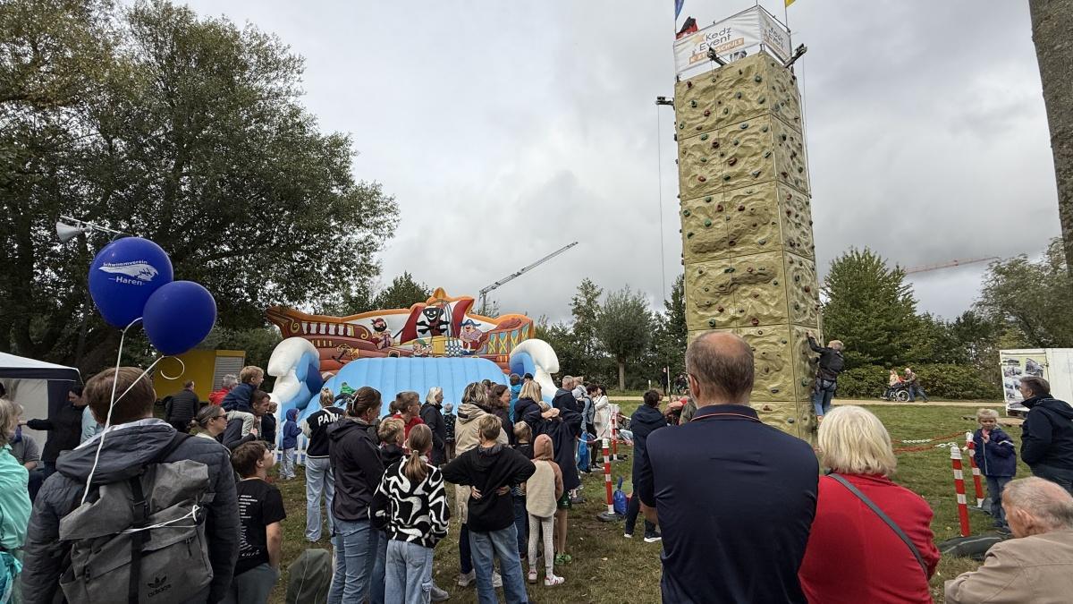 Erneut ein Publikumsmagnet: Die Püntetage Erneut ein Publikumsmagnet: Die Püntetage