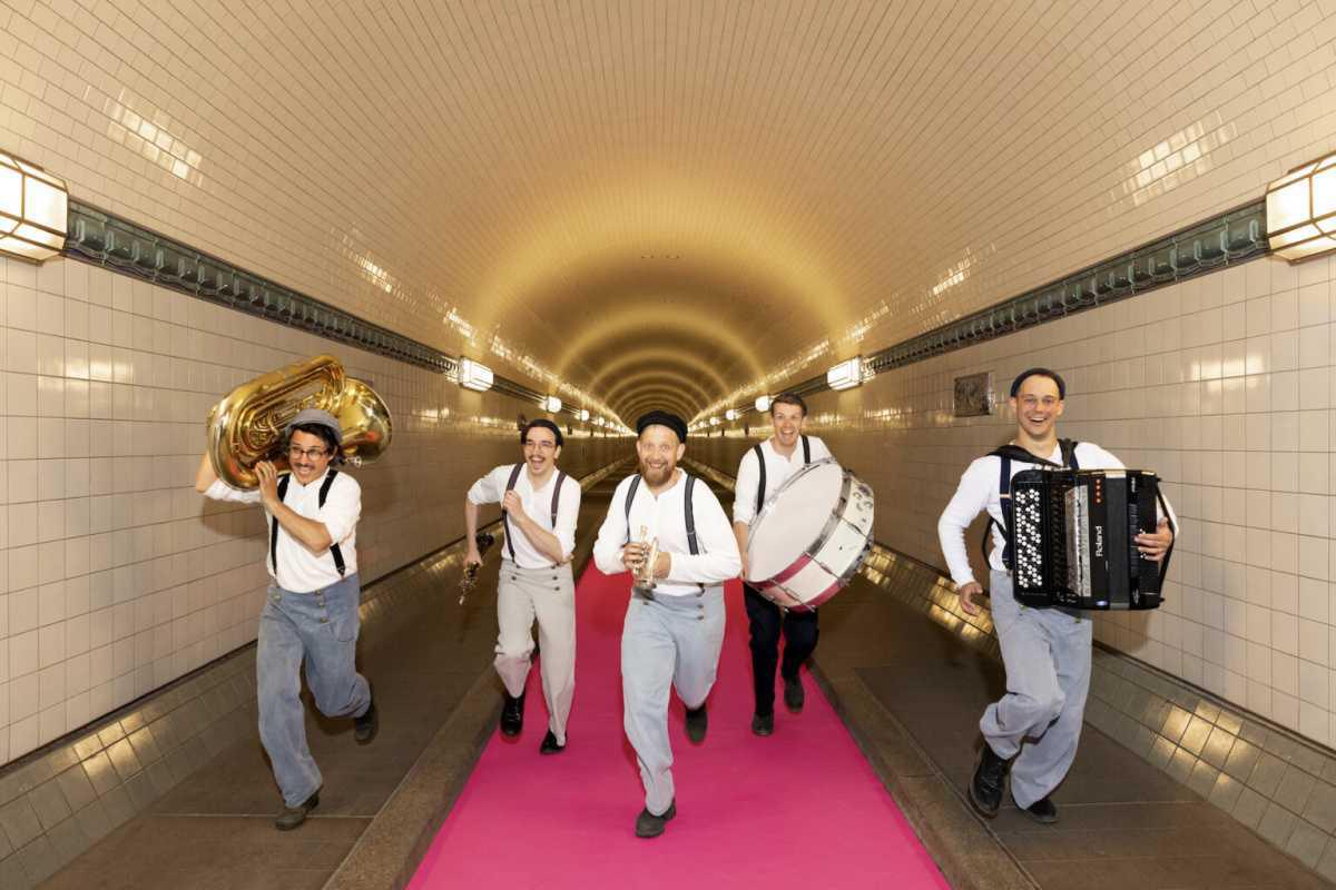 mahoin – Musik in Matrosenhosen