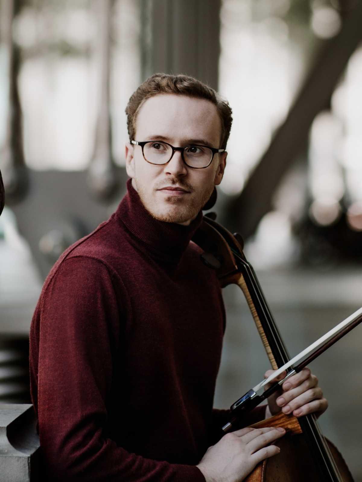 Sinfoniekonzert der Musikschule des Emslandes im Theater Meppen Sinfoniekonzert der Musikschule des Emslandes im Theater Meppen